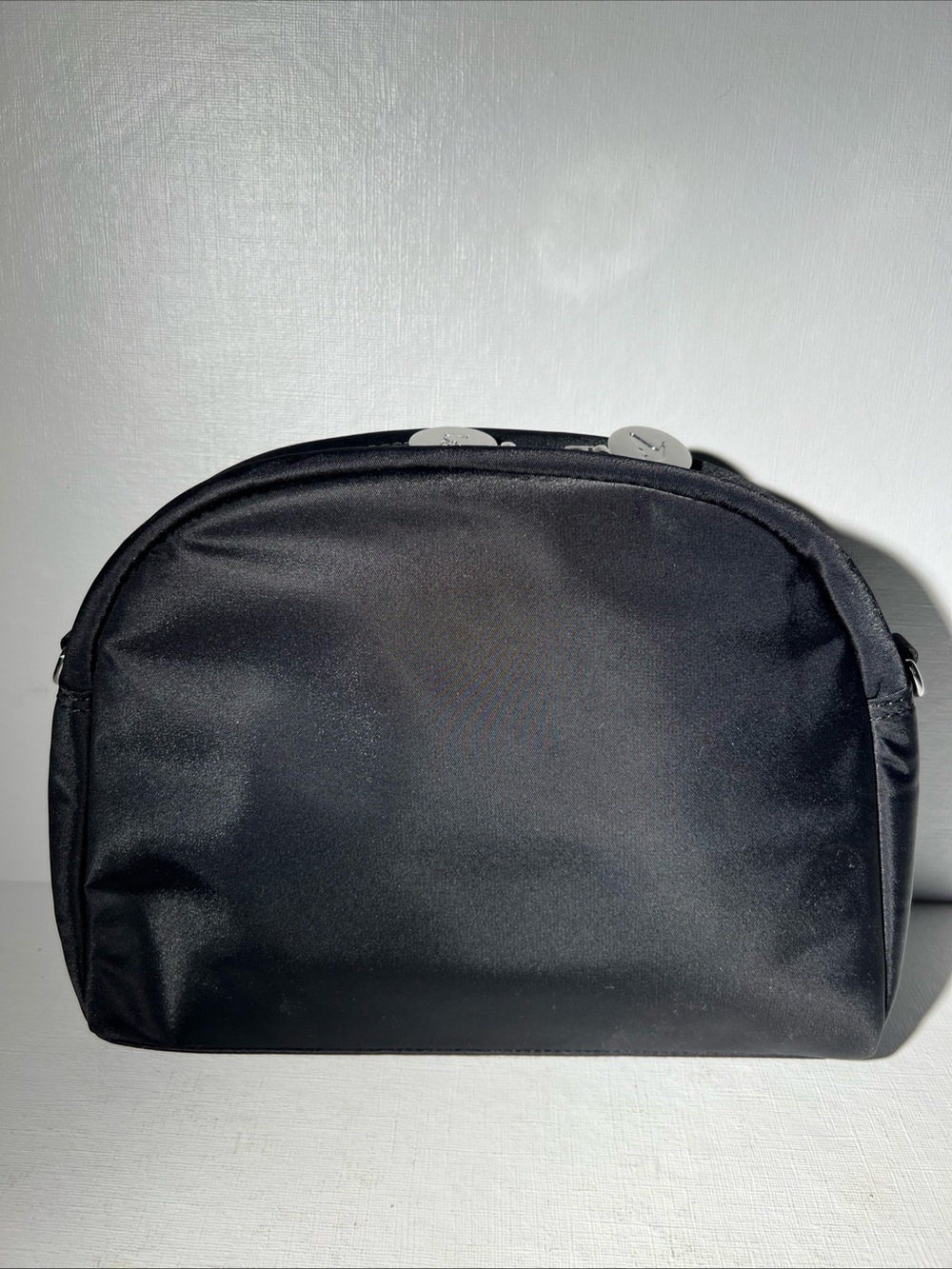 LO & SONS Nouvelle Crossbody Bag Black Nylon Adjustable Strap Lightweight - Picture 6 of 16